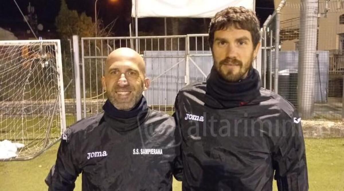 Calcio Promozione, Giovanni Rossi: &lsquo;Sampierana in salute, a Sant&rsquo;Ermete ci faremo valere&rsquo; - Giovanni Rossi (a destra) con mister Federico Barontini
