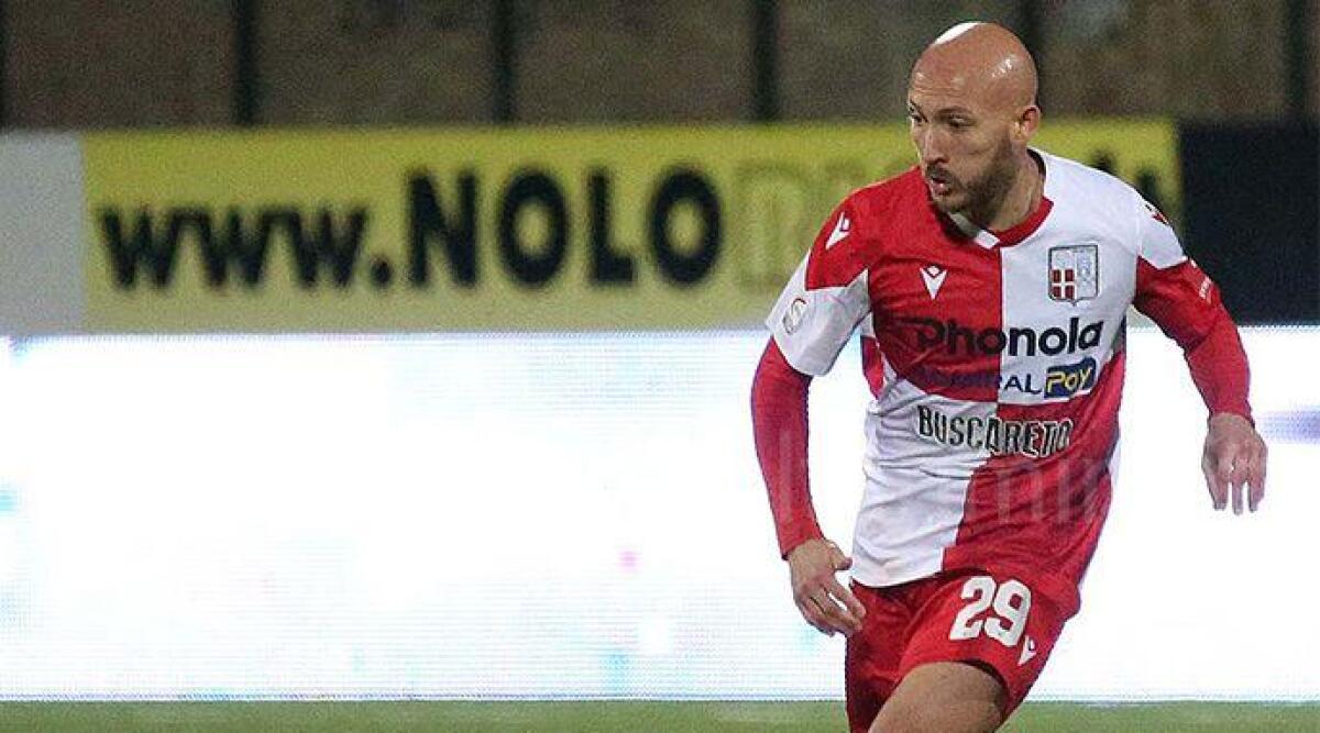 Rimini Calcio, grigio 0-0 contro una rinunciataria Vis Pesaro - Santini in azione ARCHIVIO