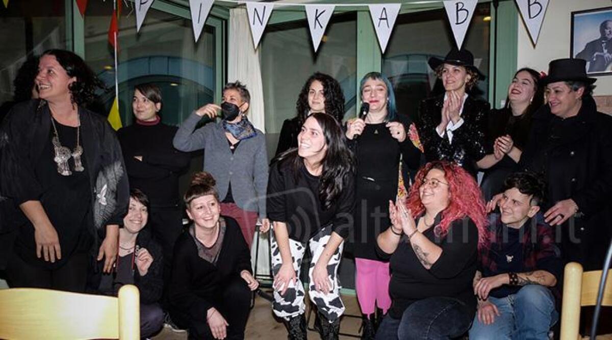 Musica e chiacchiere su 'scoppia aperta e poliamore': l'evento delle Pinkabbestia - Staff "Pinkabbestia" (foto di P.Van Der Vlies)