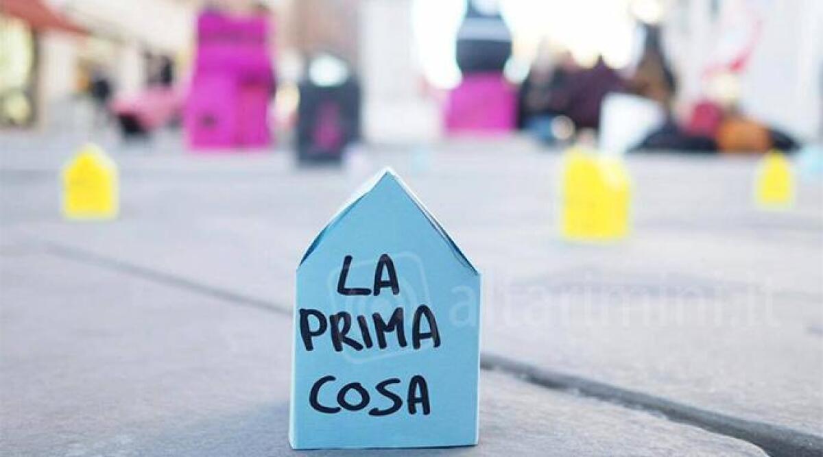 Rimini, alberghi sfitti da trasformare in case popolari contro l'emergenza affitti - Foto da Casa Madiba