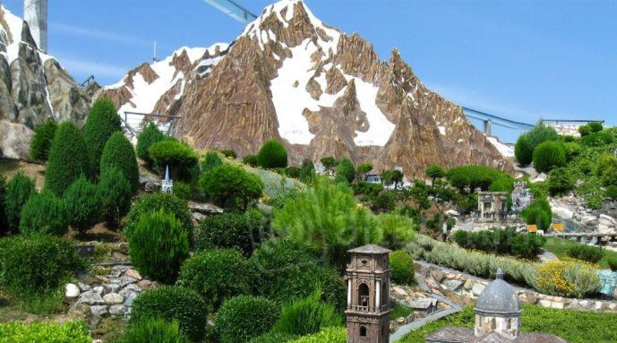 Anche i parchi del Gruppo Costa si spengono per M'illumino di meno - Italia in Miniatura - Il Cervino