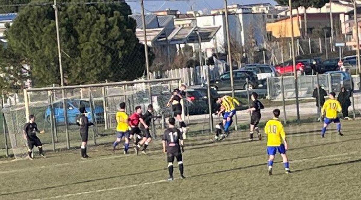 Calcio Prima, Accademia Marignanese a punto a Villamarina (2-2) - La rete di Pontellini