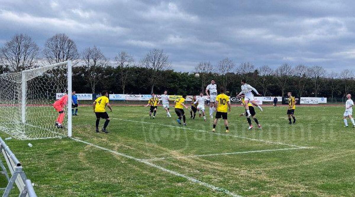 Calcio Prima, la leader Morciano passa sul campo dell'Accademia Marignanese (1-3) -