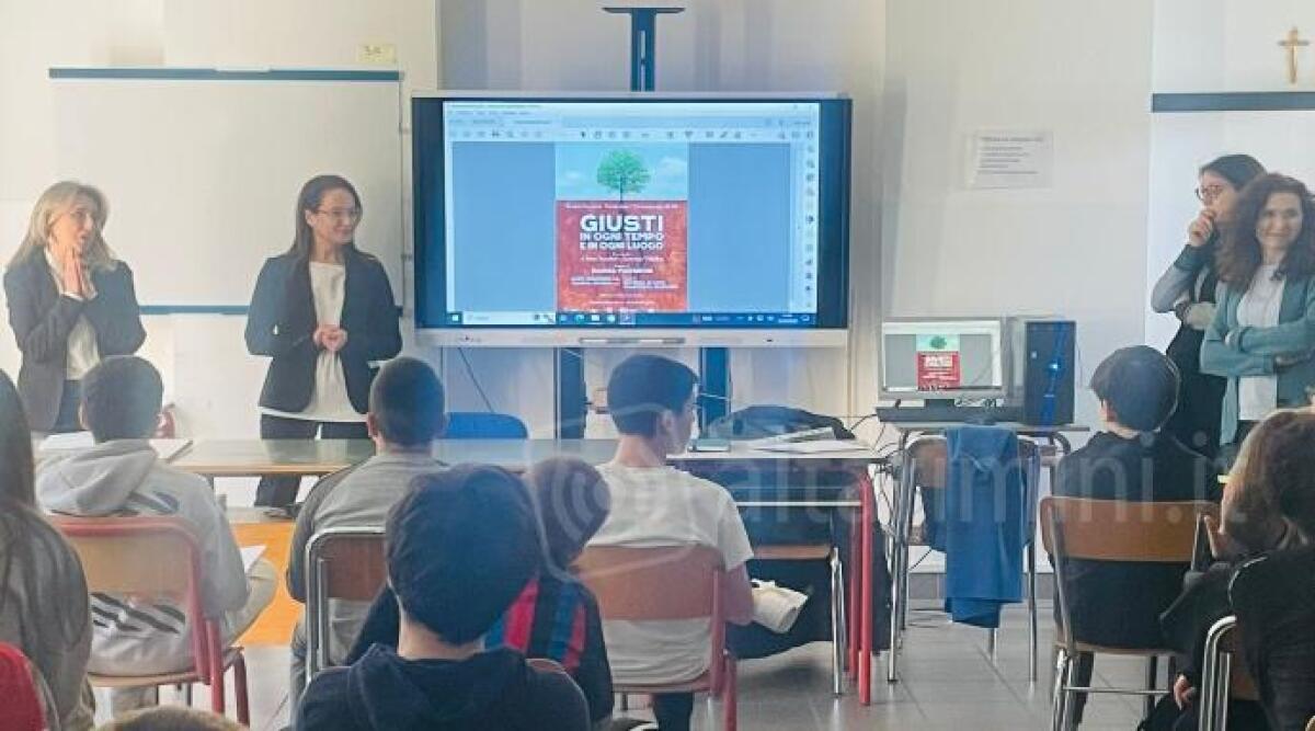 A Verucchio doppio confronto con gli alunni delle scuole medie per il progetto &lsquo;Donne giuste dell&rsquo;umanit&agrave;&rsquo; - Incontro a Verucchio