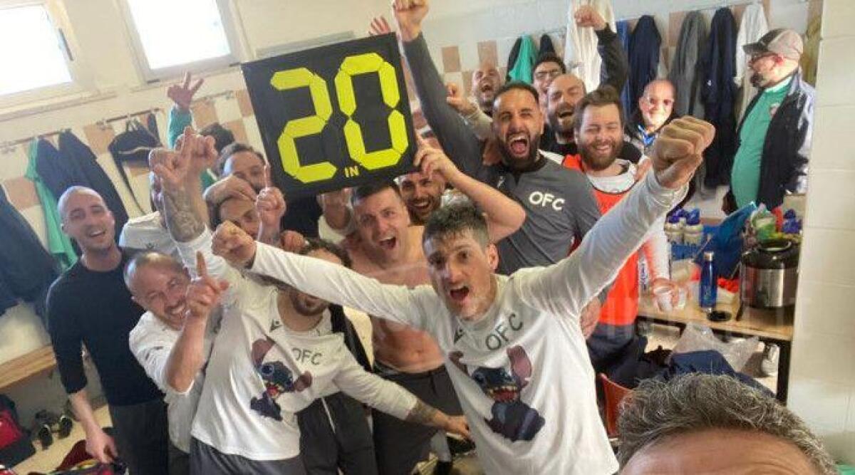 Calcio, Garden nuovo leader in Terza: +1 sul Gemmano battuto 2-0 - L'esultanza del Garden dopo il 2-0 al Gemmano