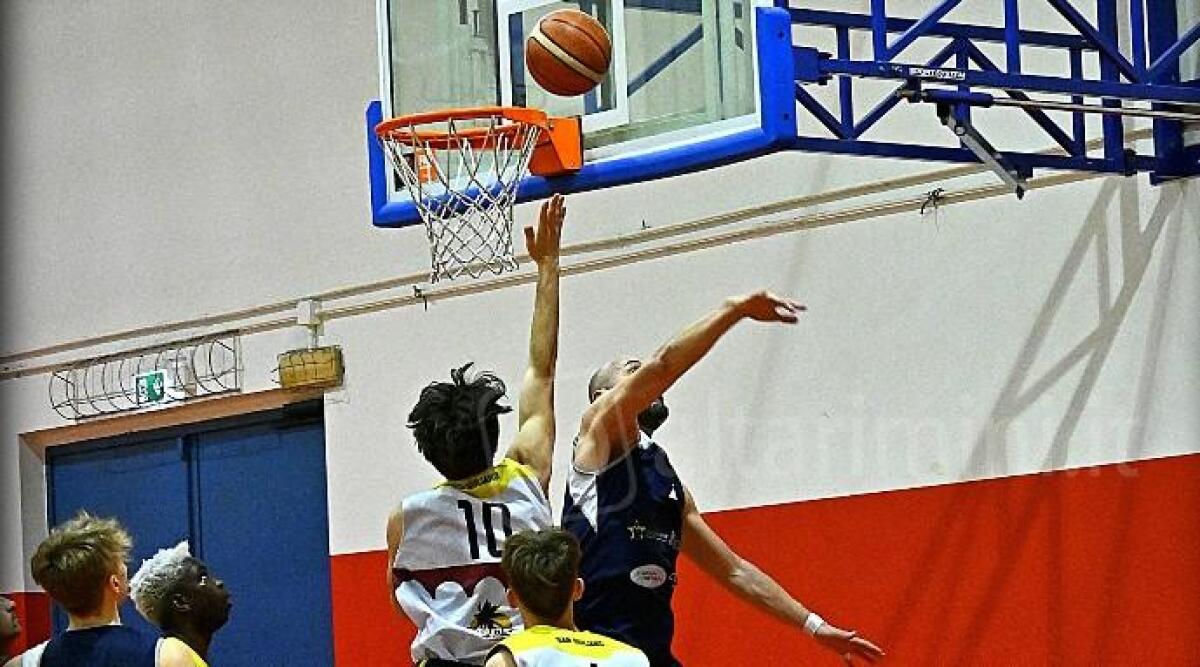 Basket Promozione, Tiberius domina il Bellaria. Santarcangiolese ko - Un'immagine di Tiberius-Bellaria