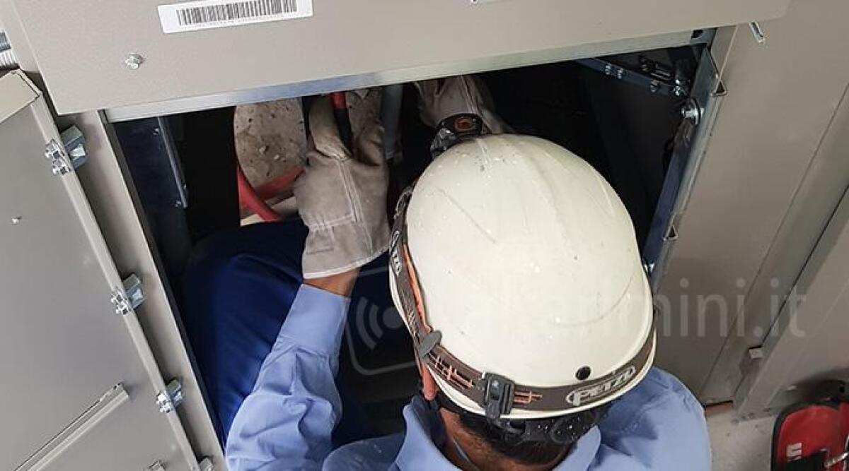Santarcangelo, al via i lavori per la riqualificazione della rete elettrica in via Scalone - Foto di repertorio