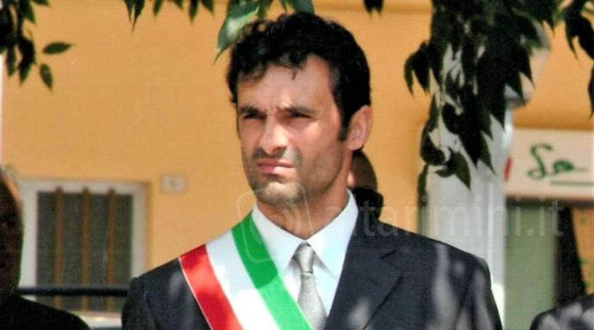 Sindaco di Pennabilli ordina la benedizione a scuola: 'difendiamo la nostra cultura' - Sindaco di Pennabilli Mauro Giannini