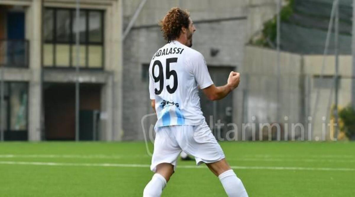 Calcio RSM, il Tre Penne è pronto per la volata finale - L'attaccante Imre Badalassi (Foto FSGC)