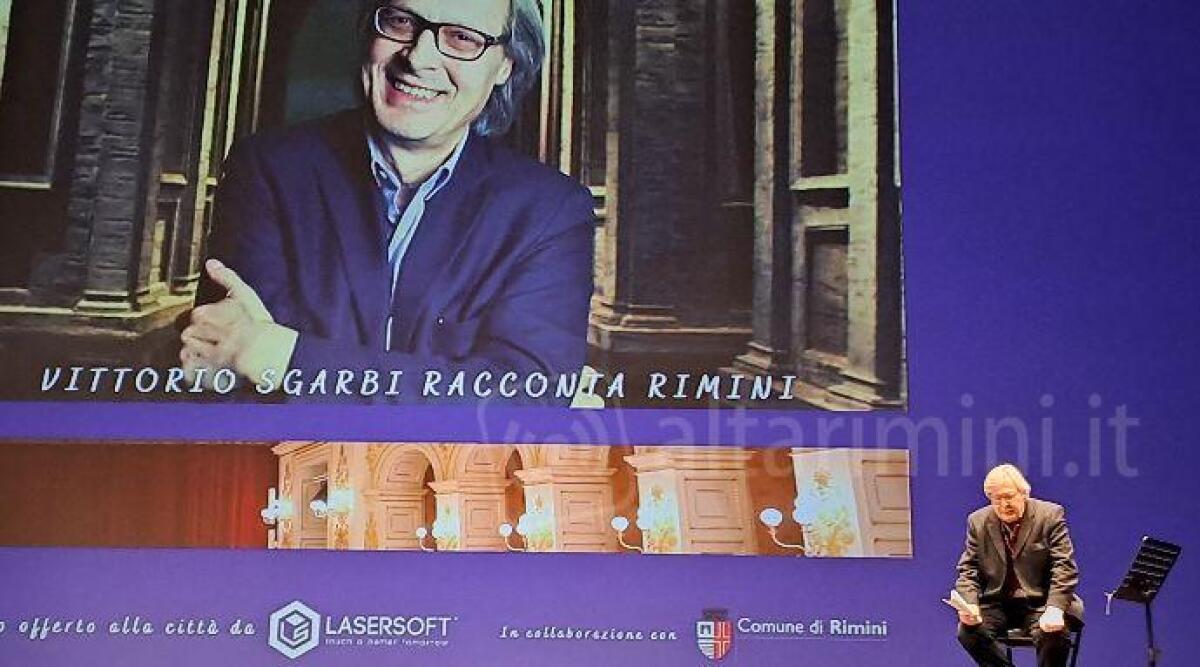 Vittorio Sgarbi al Galli 'Rimini vero luogo di cultura e di arte' - Un momento della serata