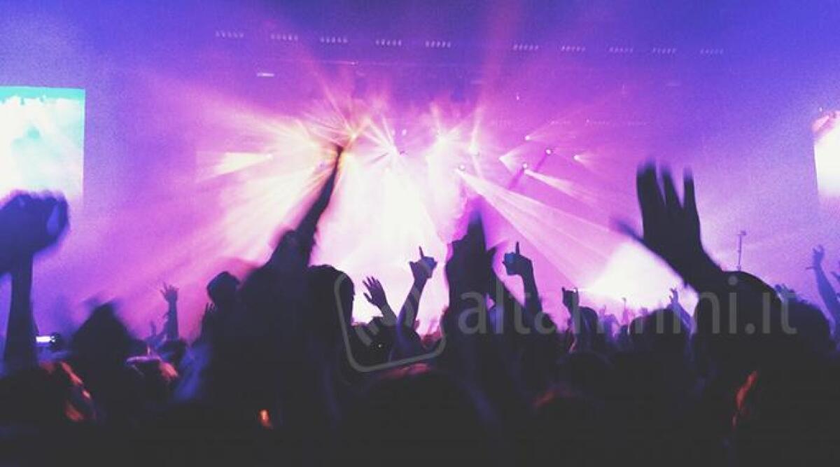 Riccione, cittadini contro il degrado post discoteca -