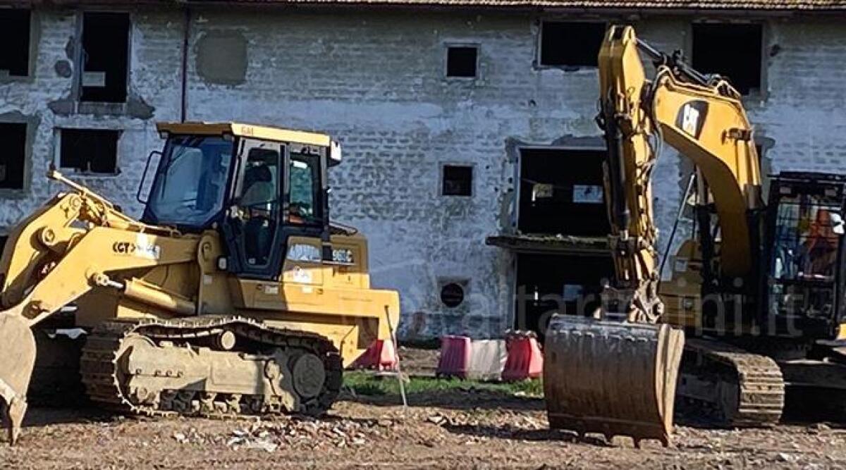 San Leo: Consiglieri chiedono posizione del Comune sul maxi allevamento - I lavori per la creazione del nuovo maxi allevamento di polli Fileni in località Cavallara