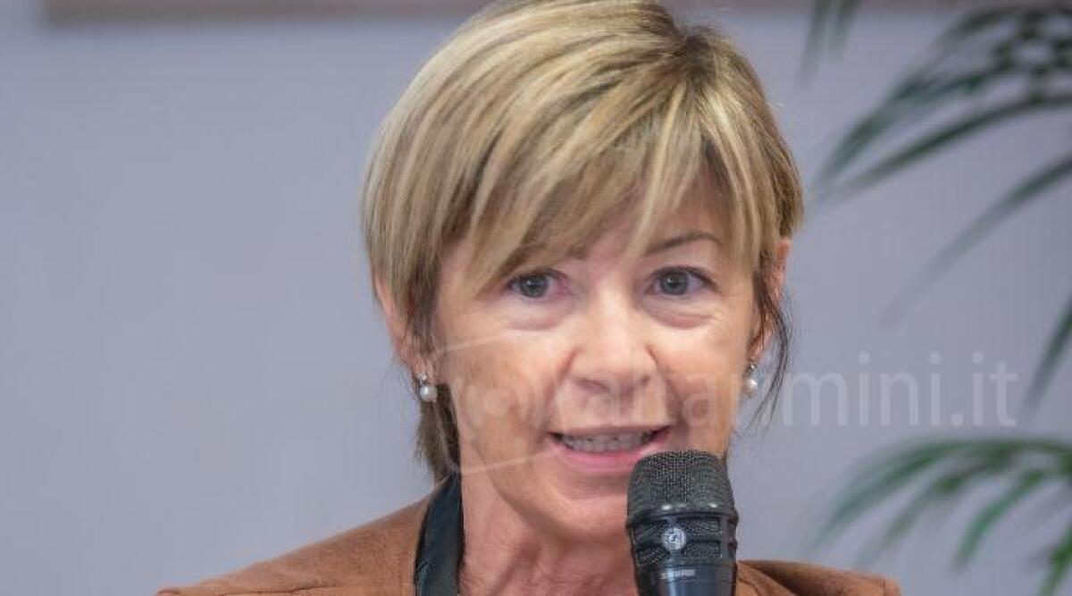 Riccione: centouno alberi di ulivo adornano viale Ceccarini - Daniela Angelini