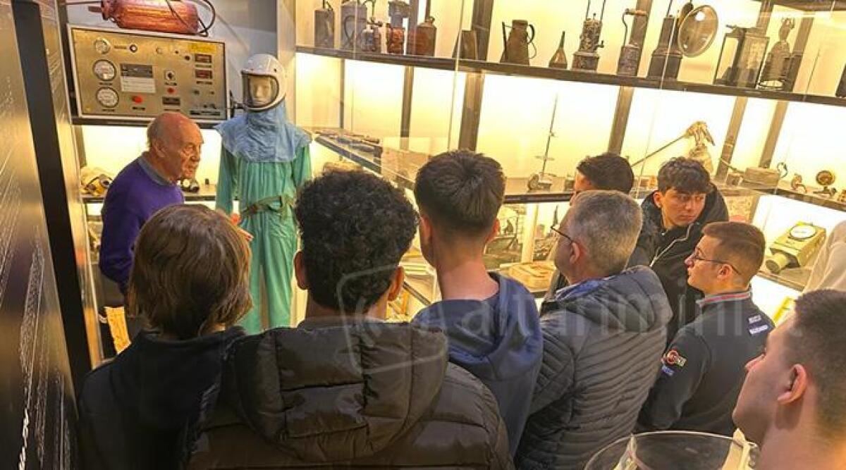 La storia del territorio raccontata attraverso il lavoro: studenti morcianesi in visita al Museo Ogr - Studenti del Gobetti di Morciano in visita al museo Ogr