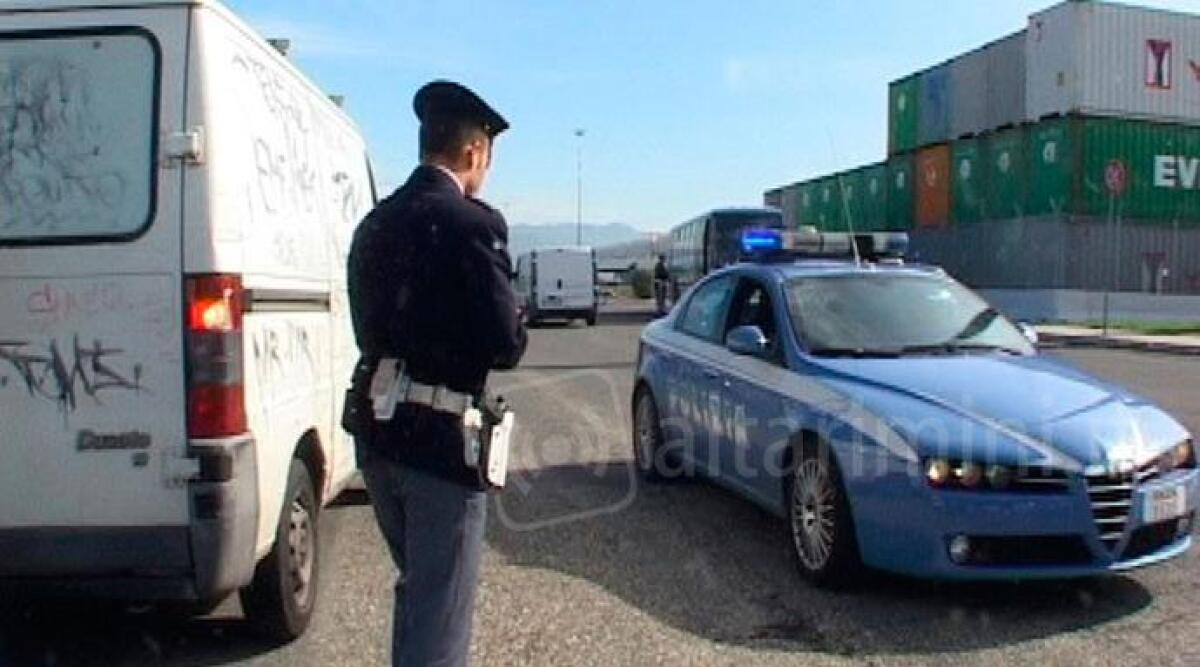Smascherata vasta rete di false assunzioni per ottenere permessi di soggiorno - Foto Ansa