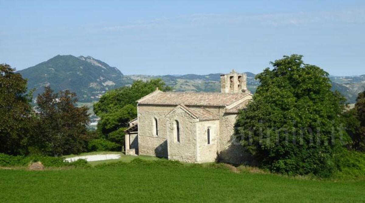 Cammino di San Francesco, in arrivo fondi statali per potenziare il turismo religioso - Il convento di Sant'Igne (San Leo) PH MARCO PACELLI