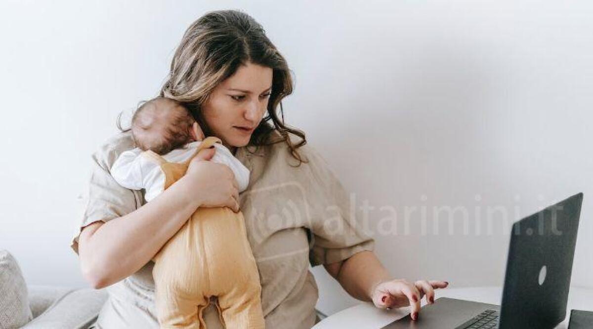 Consigliera di Parità: 225 genitori si sono dimessi per difficoltà conciliazione casa/lavoro - Immagine di repertorio
