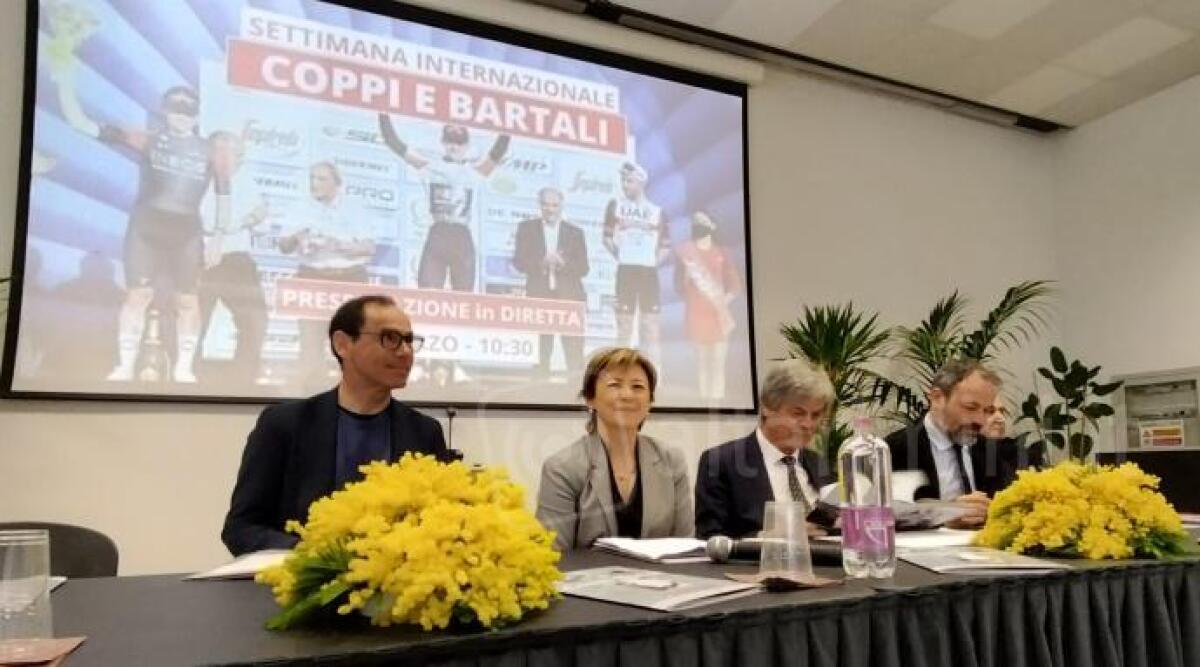 A Riccione due tappe della Coppi e Bartali: ecco come cambia la viabilità - Presentazione 'Coppi Bartali'