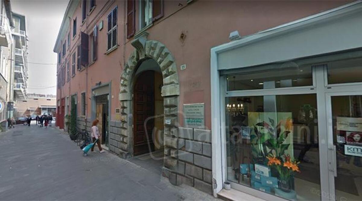 A Rimini ok al progetto ‘Vetrine illuminate’: la misura d'aiuto rivolta ai proprietari dei negozi sfitti - 'Vetrine illuminate'