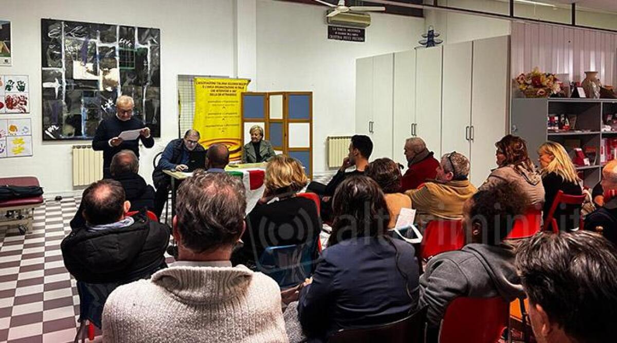 Assemblea del Pd di Riccione approva candidatura di Riziero Santi come Segretario del Partito - La partecipata Assemblea degli iscritti del Pd di Riccione