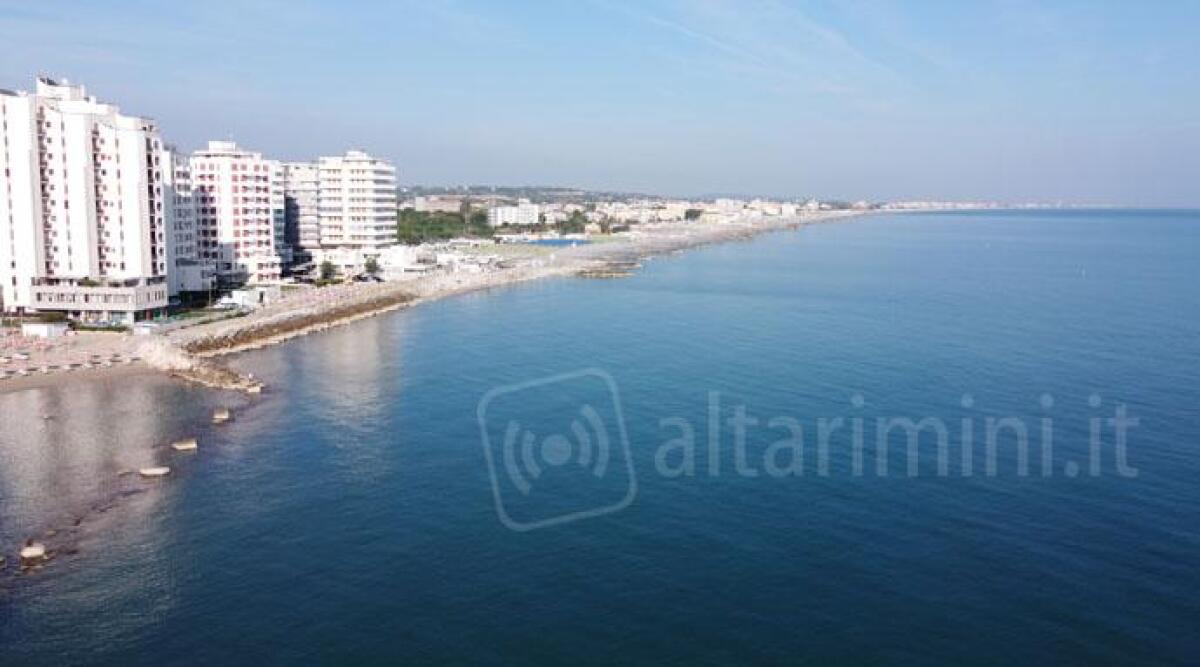 La Regione promuove le acque di balneazione di Misano: 'eccellenti' - Panoramica di Misano Adriatico