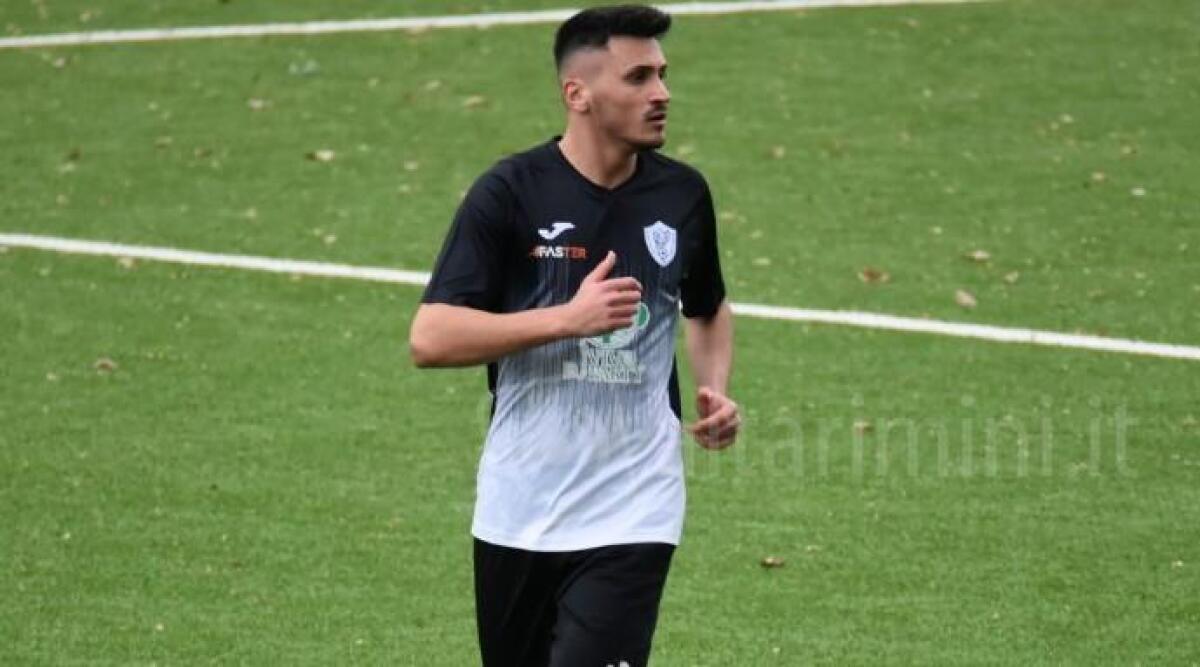 Calcio RSM: Ura, che festa: hurr&agrave; Murata, dieci gol, mvp di febbraio: 'Vogliamo i playoff' - Il bomber del Murata Raul Ura (foto FSGC)