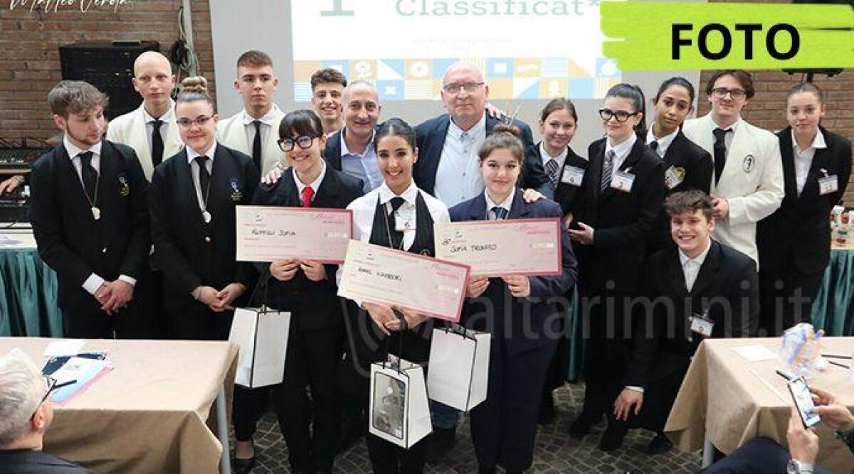 Novafeltria: studenti alberghieri competono in memoria della prof.ssa Sauro - Tonia Sauro Cocktail Competition - Fotografia di Matteo Verola