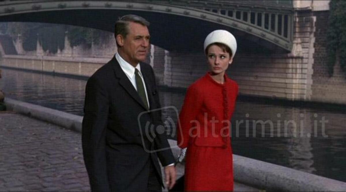 Rimini, al Fulgor una rassegna dedicata ad Audrey Hepburn - Audrey Hepburn e Cary Grant in Sciarada