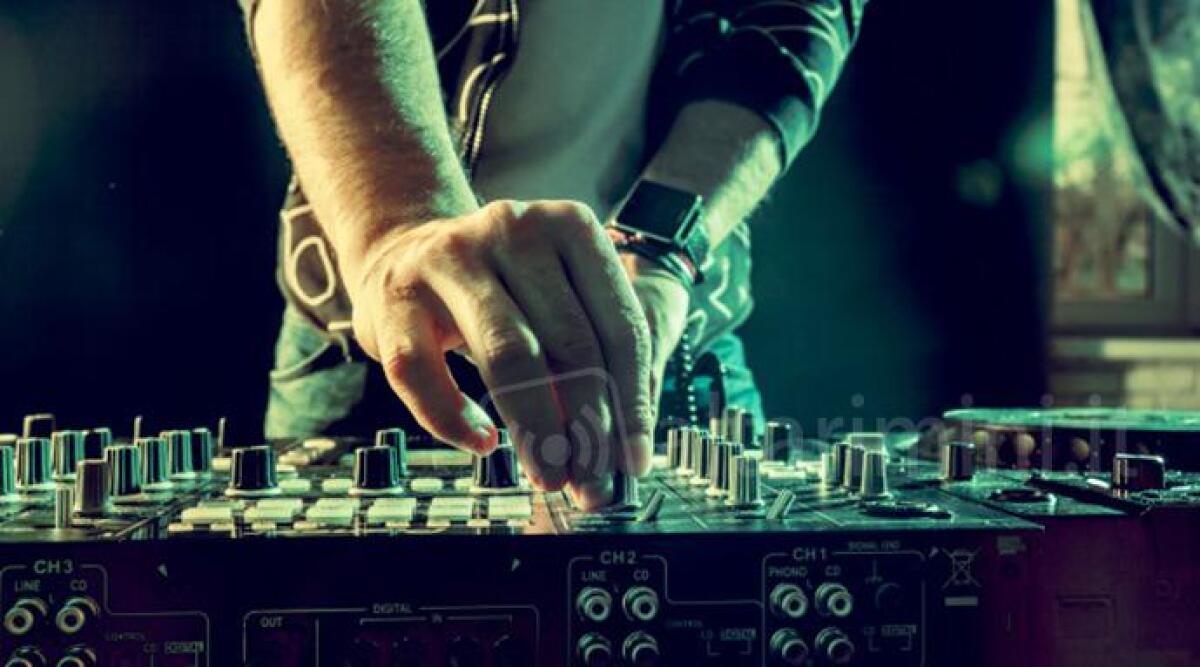 Musica troppo alta in discoteca, residenti sul piede di guerra. Consigliere attacca il sindaco - Foto di repertorio