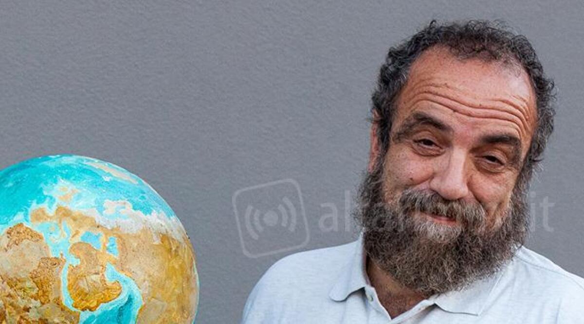 Giobbe Covatta a Verucchio: satira e comicità per divulgare la scienza - Giobbe Covatta