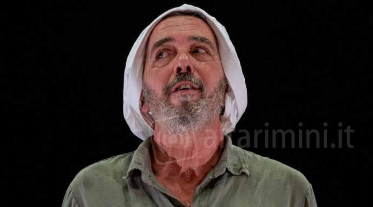 Cattolica, al Salone Snaporaz è di scena ‘La commedia più antica del mondo’ - 'La commedia più antica del mondo'