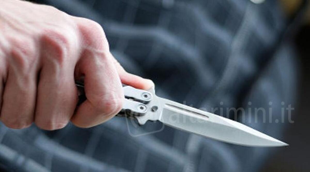 San Giovanni: tenta di accoltellare la moglie del nipote. Pensionato arrestato - Archivio