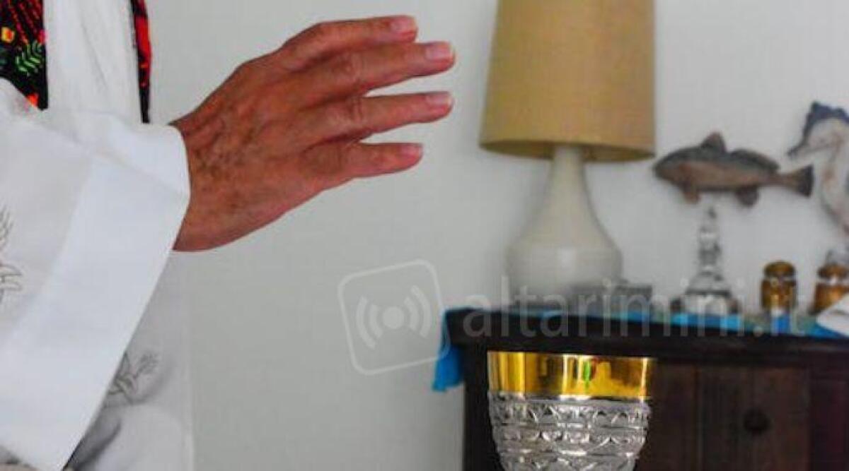 La preside "caccia" il prete: sindaco di Pennabilli "ordina" la benedizione - Immagine di repertorio