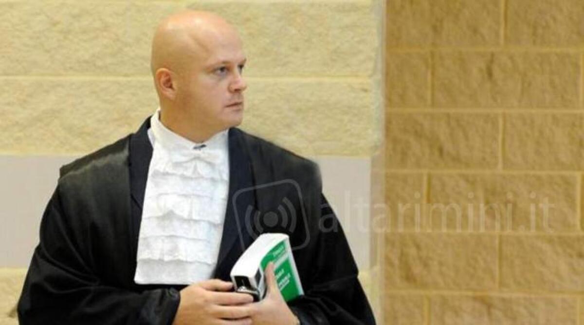 Processo alla Polizia locale: richieste pene fino a 11 anni di carcere per otto imputati - Il pubblico ministero Davide Ercolani
