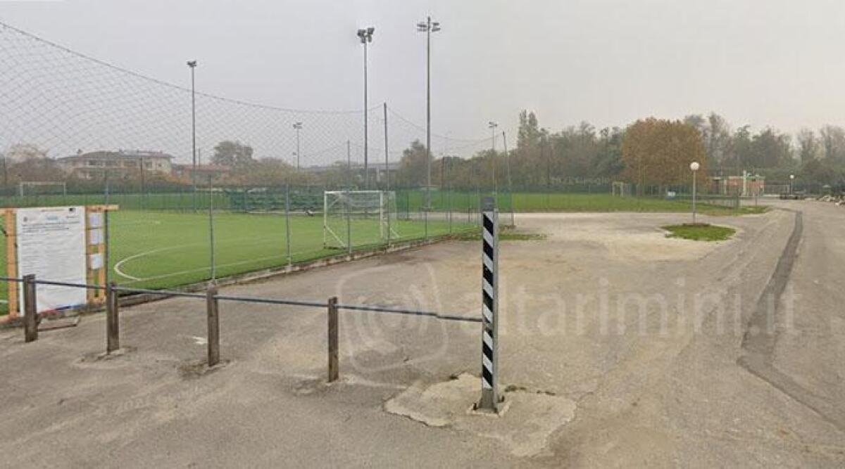 Rimini, 200.000 euro per allargare via Lotti: collegamento pi&ugrave; sicuro ai campi sportivi - I campi sportivi di Viserbella GOOGLE