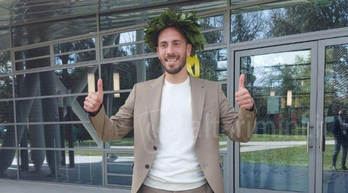 Calcio Eccellenza, per Fabbri (Pietracuta) doppia festa: mercoledì il gol vittoria e giovedì la laurea - Il centrocampista del Pietracuta Filippo Fabbri fresco di laurea