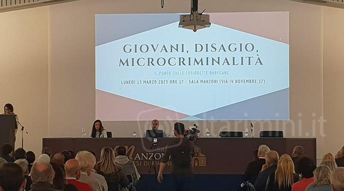 Baby gang multietniche in Riviera: prevenzione fondamentale secondo convegno di Rimini - Il convegno di Rimini