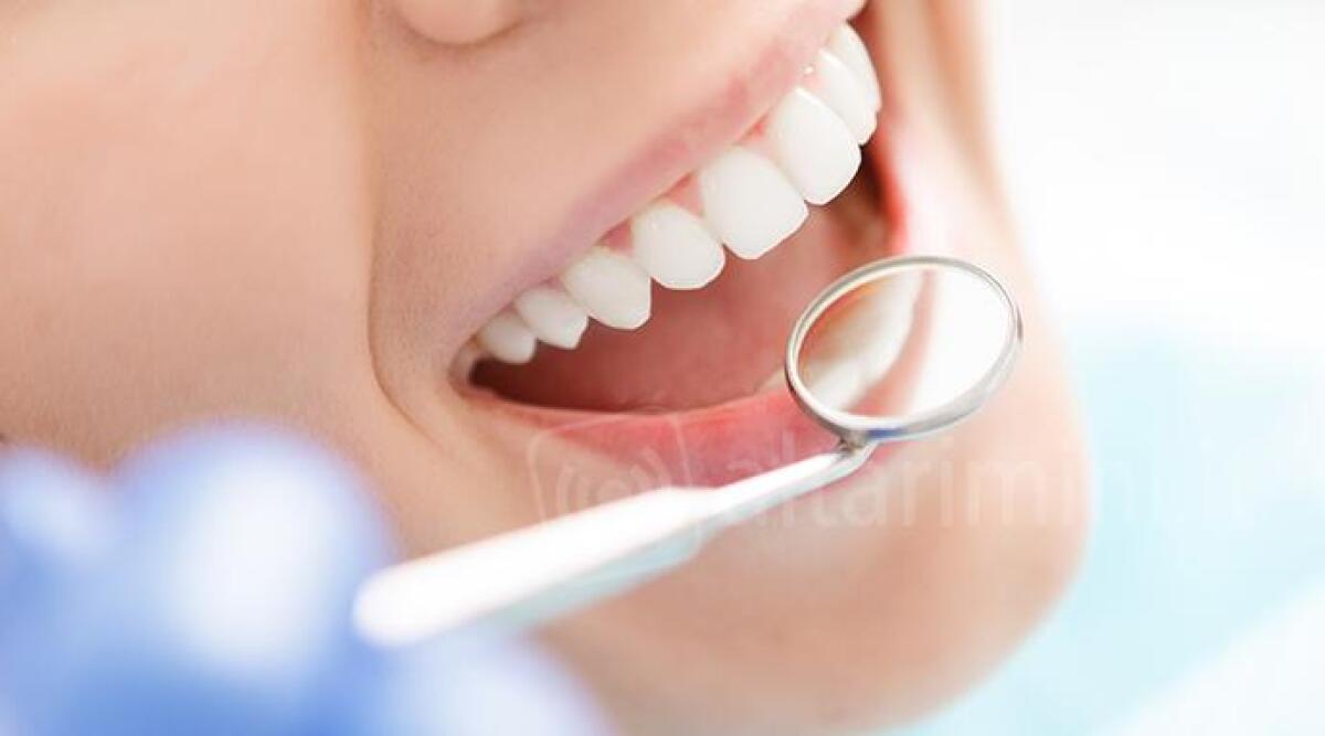 Allarme catene dentistiche: 'Clienti abbandonati a lavori non completati' - Foto di repertorio