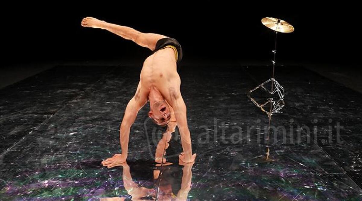 Rimini, al Teatro Galli deflagra 'supernova', la nuova avventura curatoriale di Motus - Supernova 2023