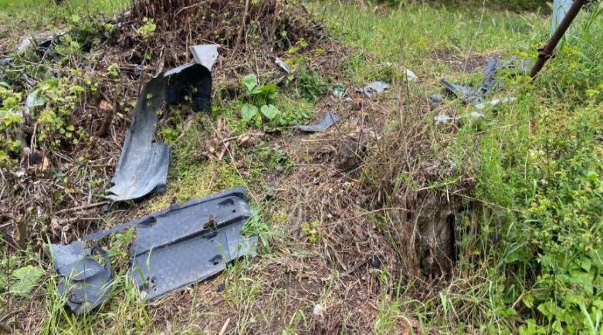 Novafeltria: rottami di auto sulla ciclabile dopo l’incidente. La segnalazione -
