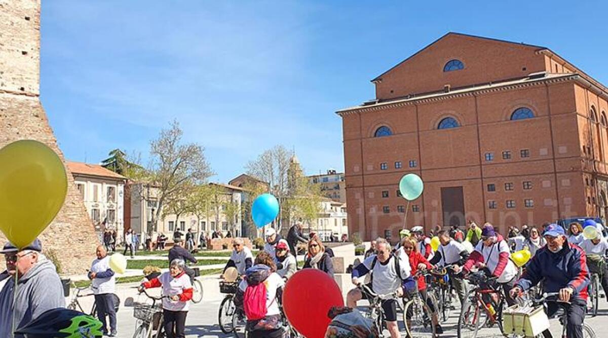 Pasquetta fuoriporta uguale 'Somar lungo': anche il vescovo alla biciclettata di Zeinta di Borg - Tutto pronto per la 15a edizione del Somar lungo a Rimini