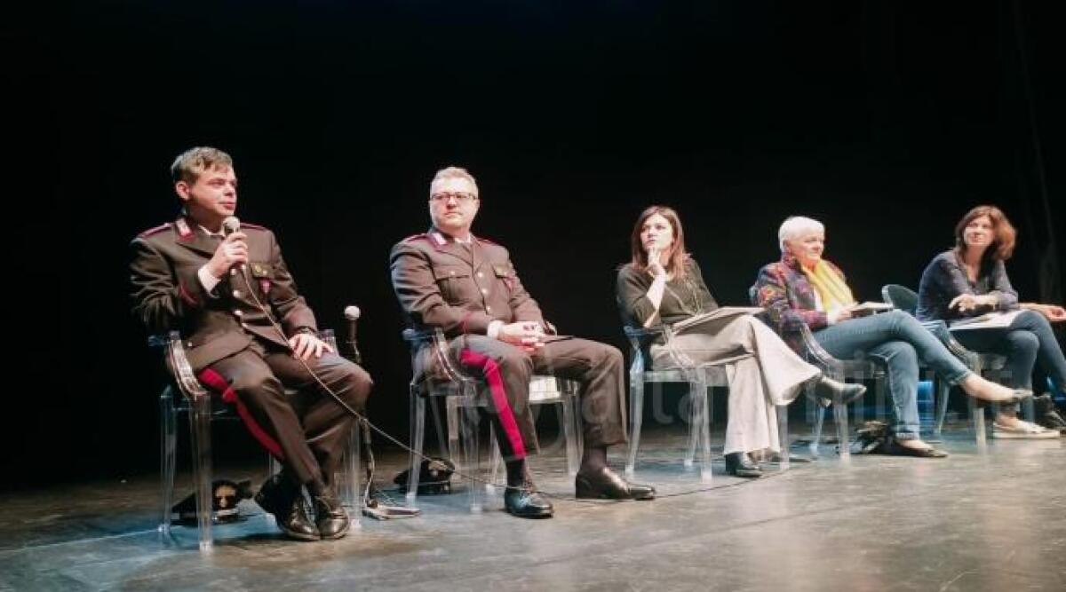 Rimini, ecomafie: dibattito al Teatro degli Atti con ASL, Legambiente e Carabinieri Forestali - Incontro al teatro degli Atti