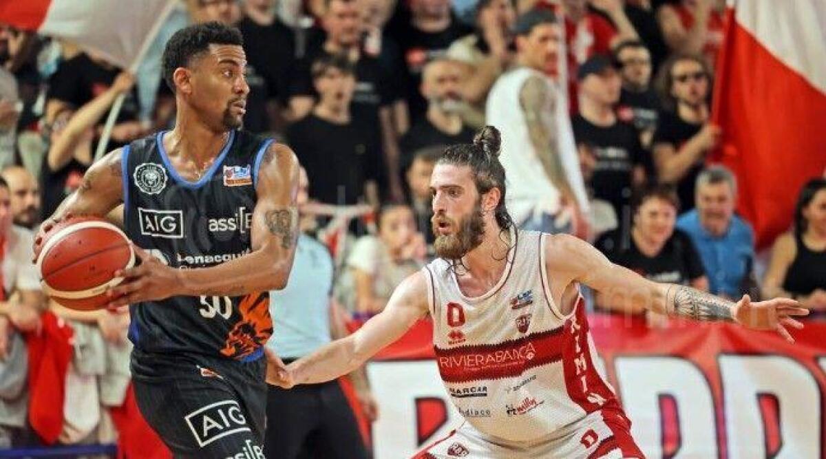 Basket A2, Latina passa nel finale 69-73: RivieraBanca ko al Flaminio - Foto Nicola De Luigi