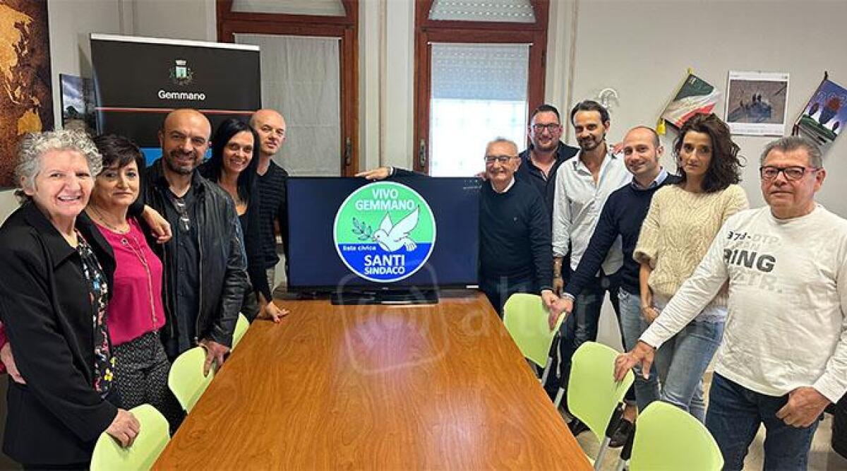 Riziero Santi si ricandida a sindaco di Gemmano - Santi con i candidati consiglieri