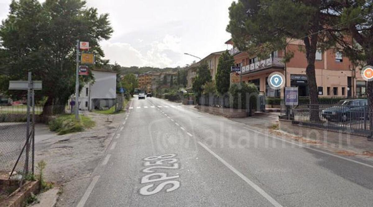 Novafeltria, nuovo hub per gli autobus. Pd: 'Ma c'&egrave; grosso problema di viabilit&agrave;' - Strada Marecchiese incrocio con via Marecchia GOOGLE