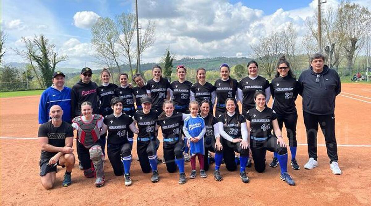 Softball, serie B: le Piranhas Valmarecchia pronte al debutto in campionato - Softball - Piranhas Valmarecchia 2023