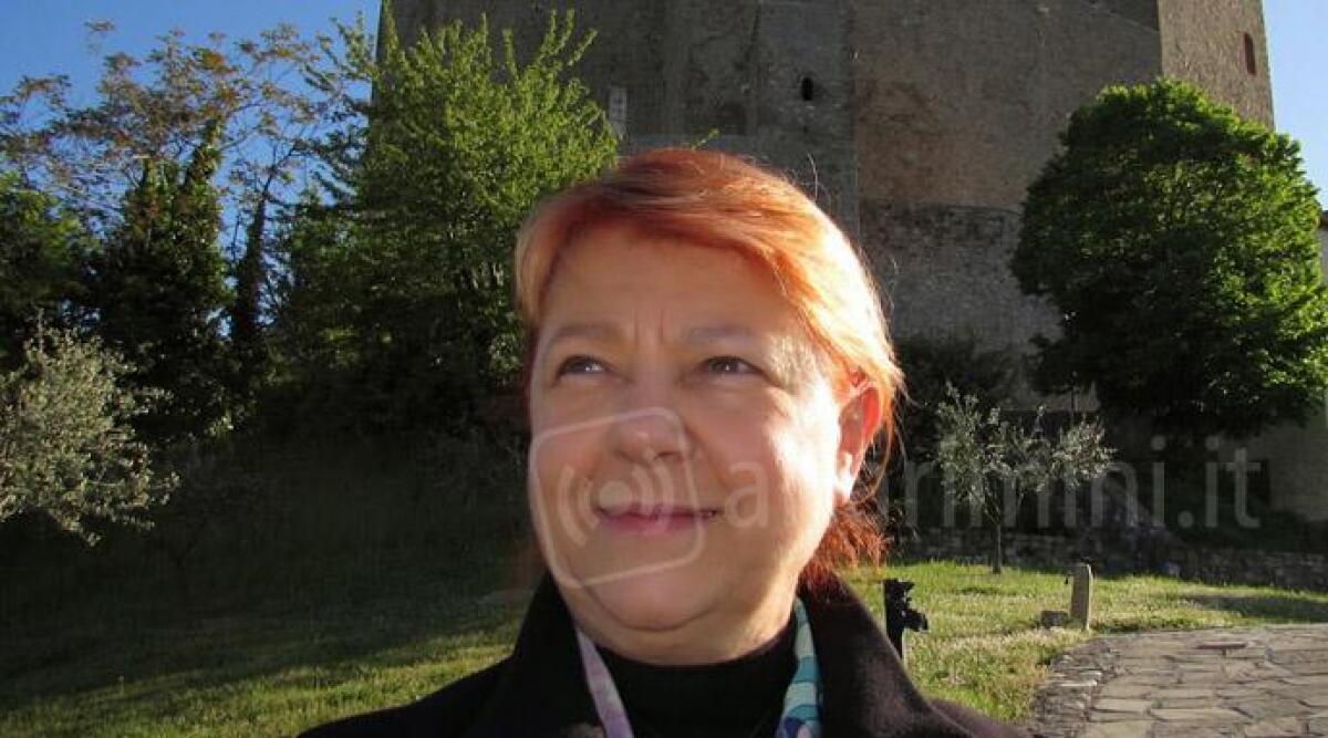 'Ritirate la raccolta firme': cadono le accuse di violenza privata per ex sindaca - Vallì Cipriani