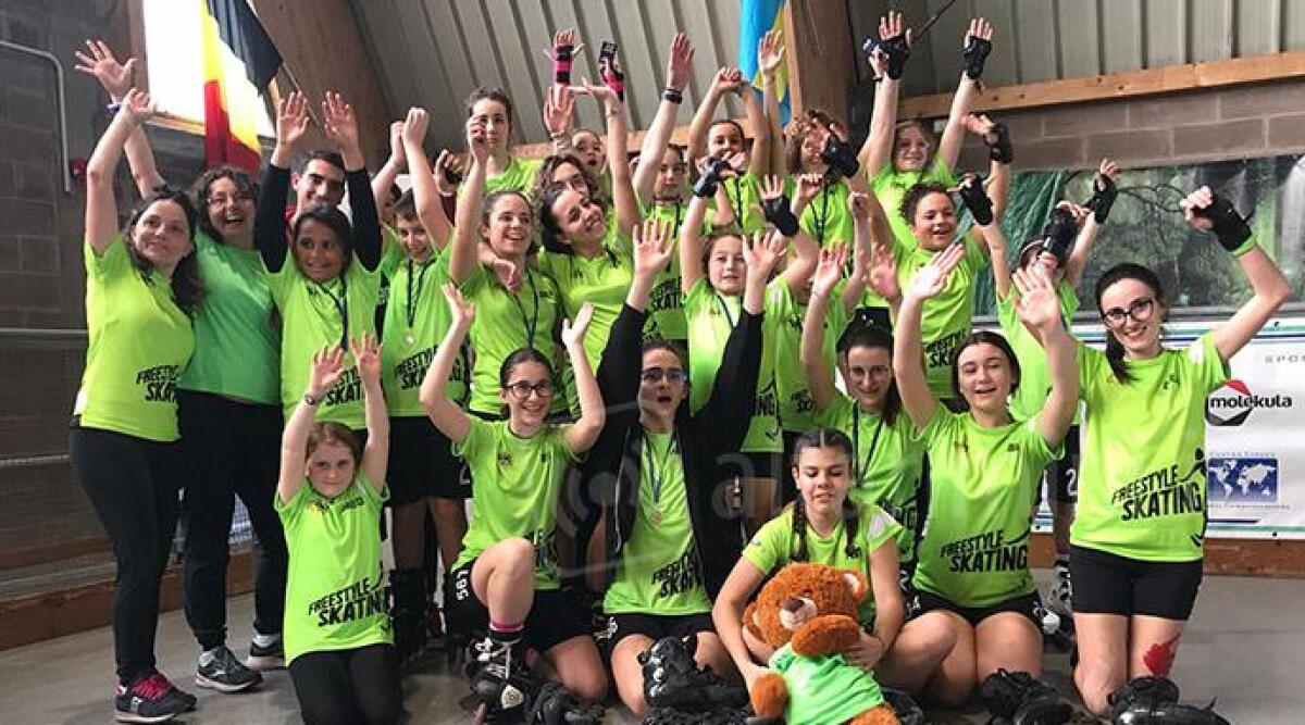 Pattinaggio, le super ragazze della Polisportiva Riccione fanno il pieno di medaglie - Pattinaggio artistico Freestyle