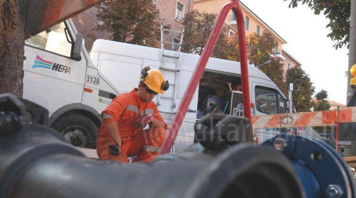 Cattolica, lavori Hera sulla rete fognaria in via Andrea Costa - Immagine di repertorio