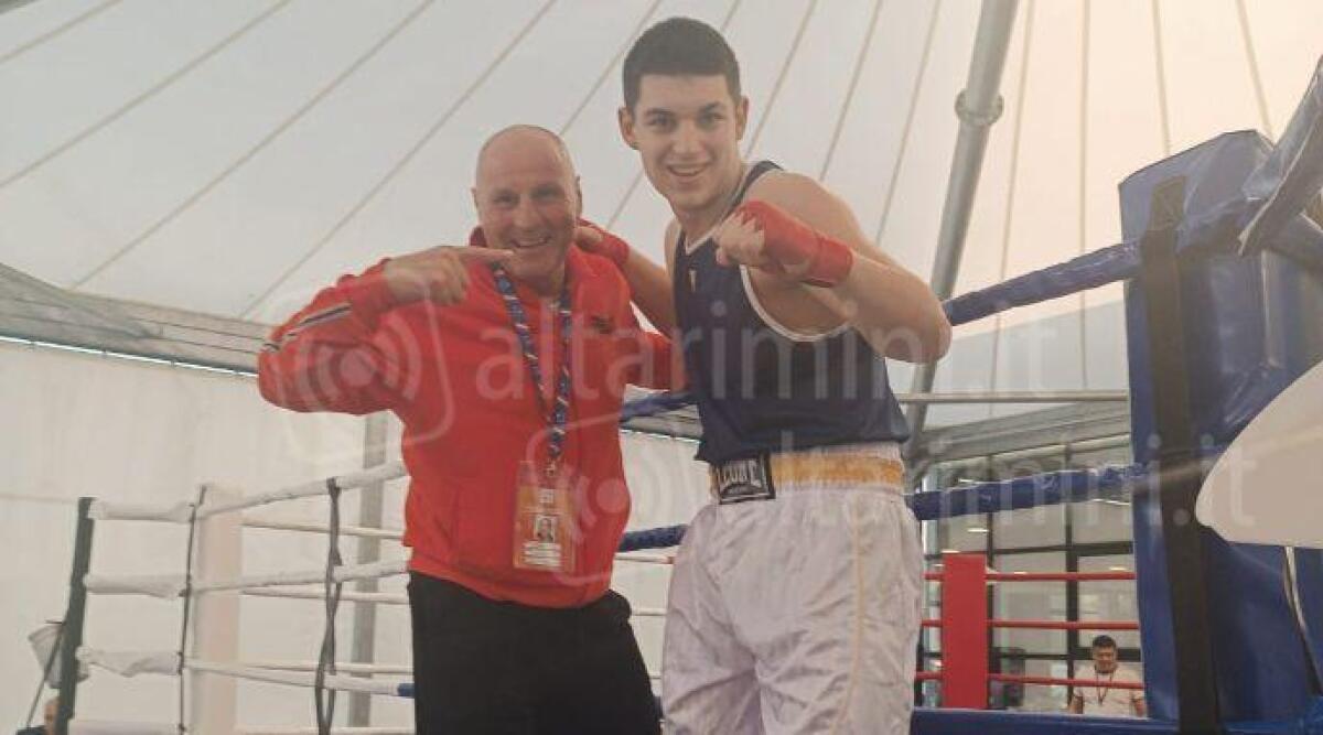 Boxe Santarcangelo, Salaroli vince e passa alle finali dei Campionati Italiani - Tiziano Scarpellini e Johnny Salaroli